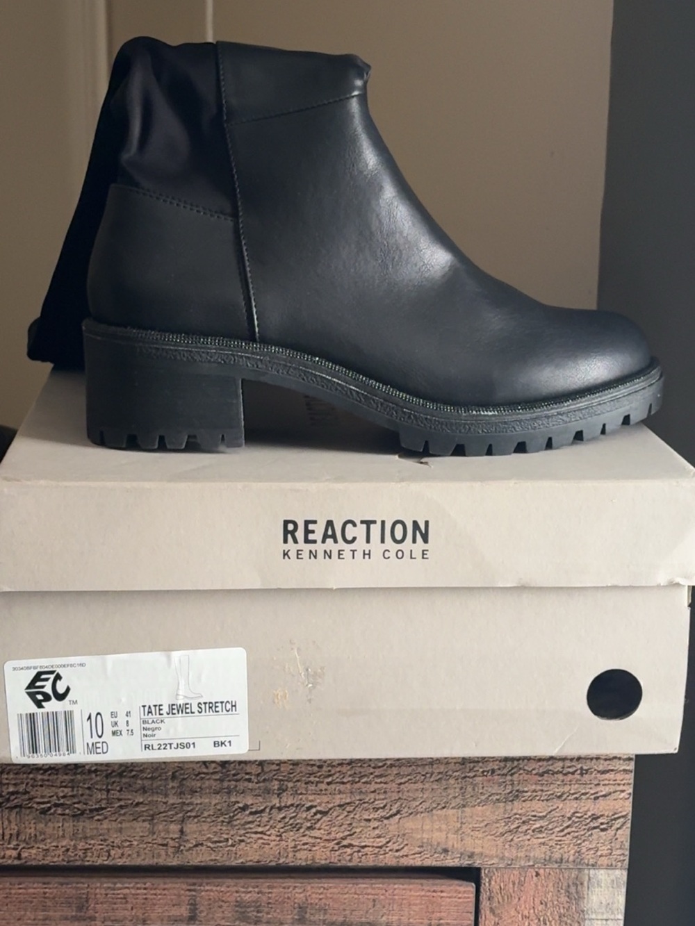Kenneth Cole Reaction Black knee high Lug Sole Boots